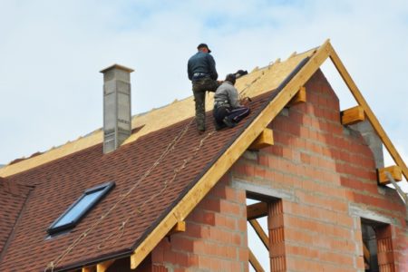 Things to Look For When Choosing a Roofing Contractor 1 ambest blog 2 0417 depositphotos 87246592 m2015