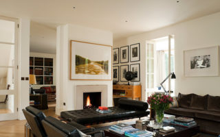 000 famhousechelsea livingroom