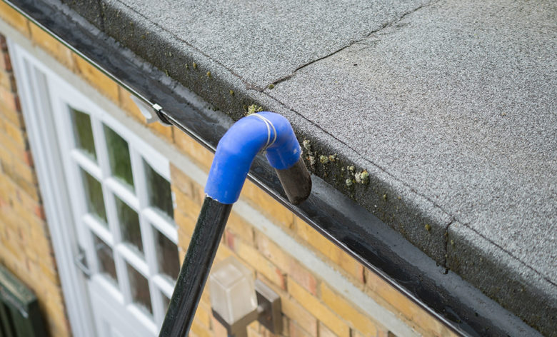 Gutter Cleaning Services SW2 Brixton