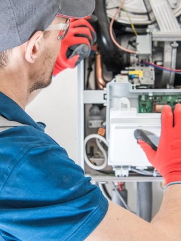 HowtoChoosetheRightHeatingContractortoRepairYourFurnace 1080x675 1