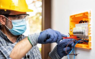 featured image hire an electrician.jpeg