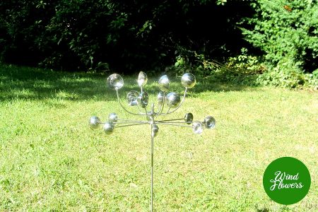 Il Vento Sculptures 1 windflower windspinner