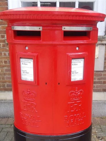 Parcel drop box