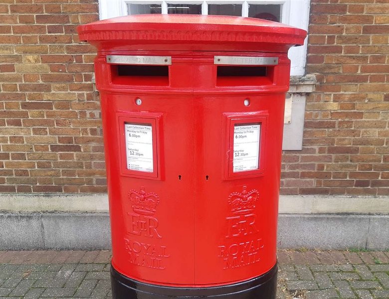Parcel drop box
