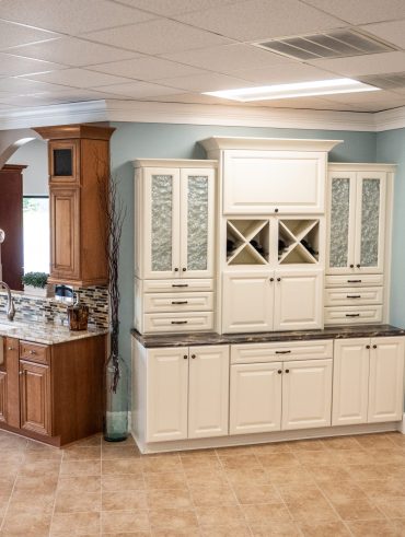 1646406284 cabinets