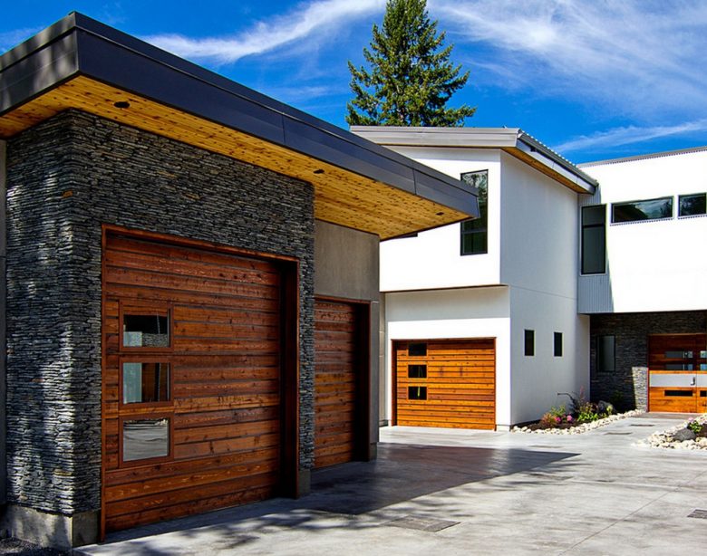 garage door mixture of materials