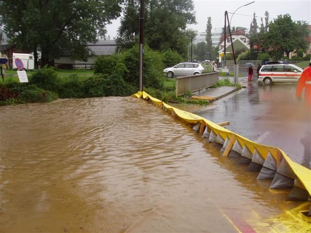 water gate