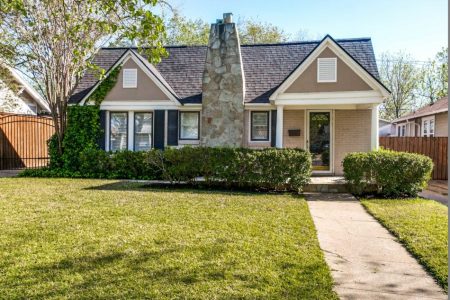 5329 El Campo Avenue 76107 Arlington Heights Ashley Mooring Briggs Freeman Sothebys luxury homes for sale in Fort Worth exterior 950x633 1