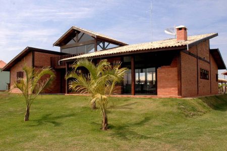 How to Sell Your Home Fast: The Complete Guide 1 beach house 1225387