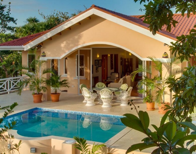 placencia belize two bedroom beach front villas